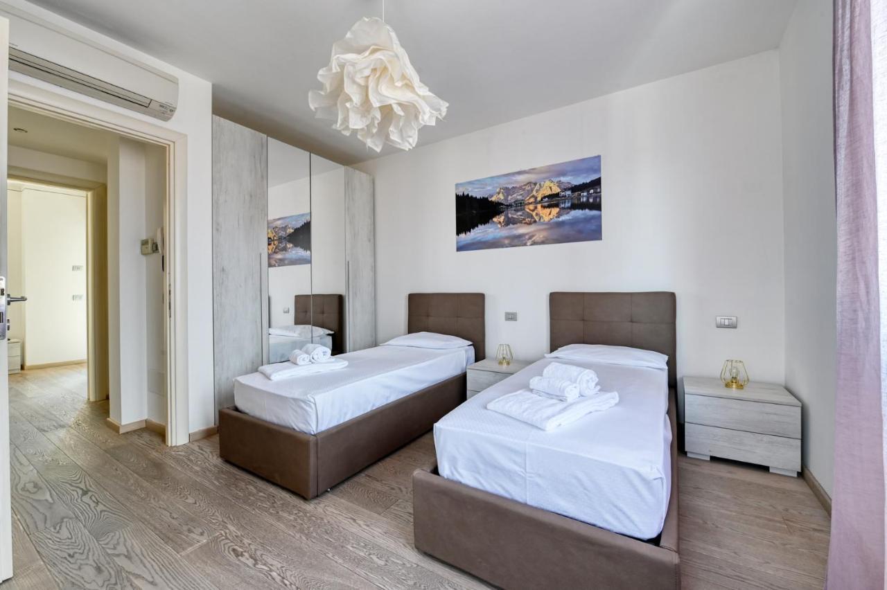 Pearl House - Sirmione Holiday - Jacuzzi Privata Zewnętrze zdjęcie