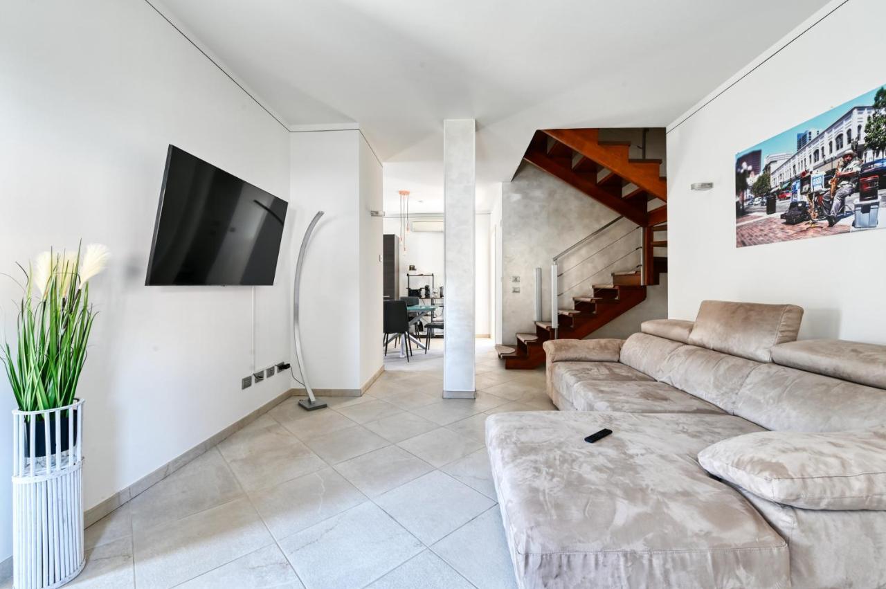Pearl House - Sirmione Holiday - Jacuzzi Privata Zewnętrze zdjęcie