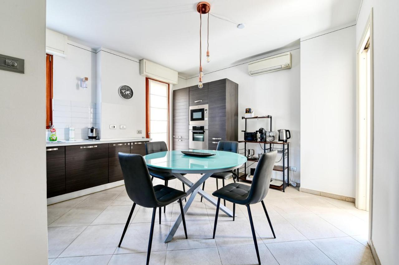 Pearl House - Sirmione Holiday - Jacuzzi Privata Zewnętrze zdjęcie