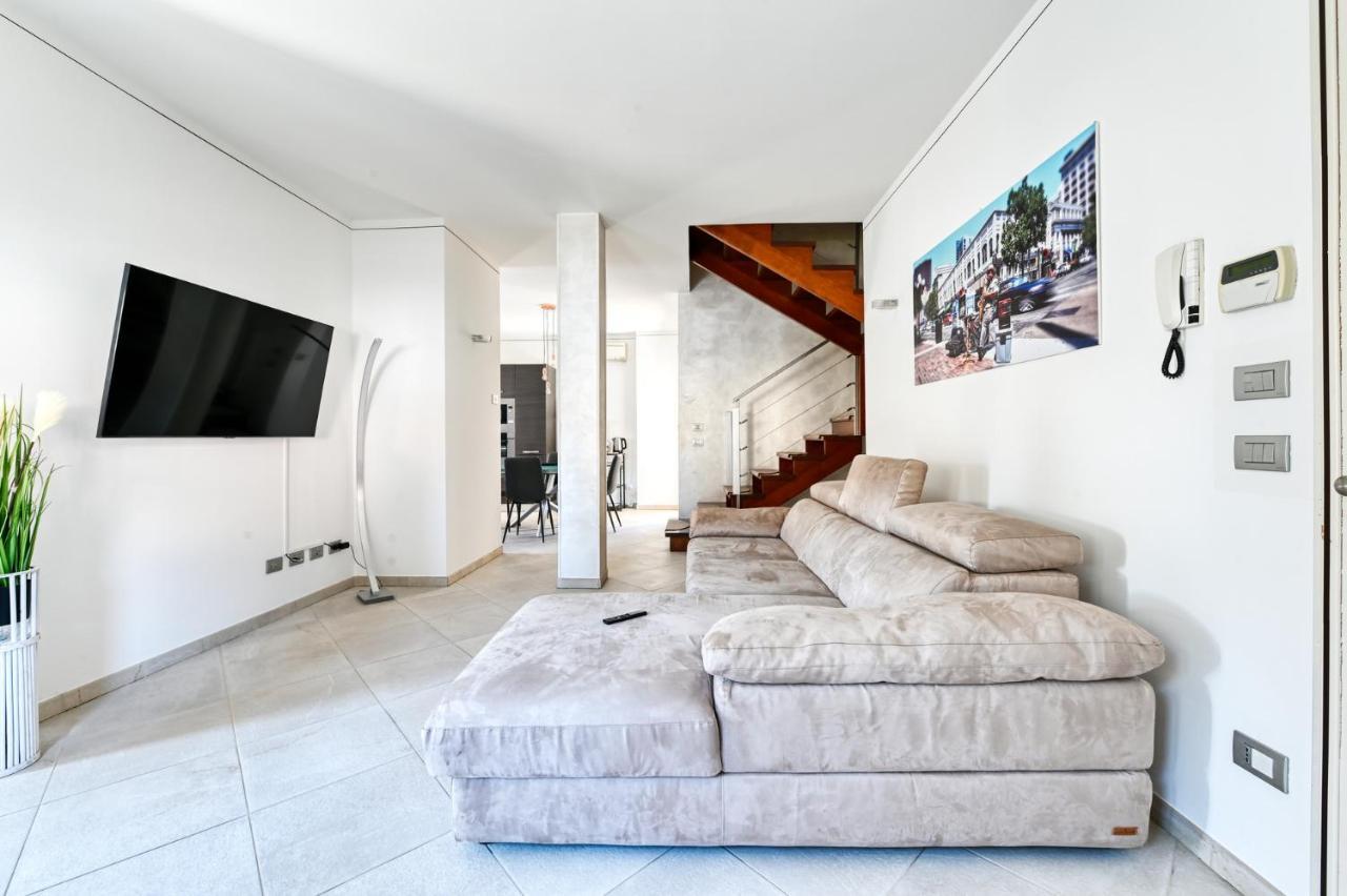 Pearl House - Sirmione Holiday - Jacuzzi Privata Zewnętrze zdjęcie