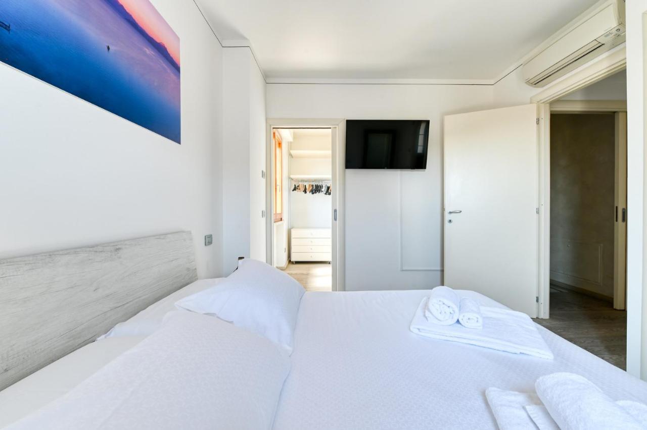 Pearl House - Sirmione Holiday - Jacuzzi Privata Zewnętrze zdjęcie